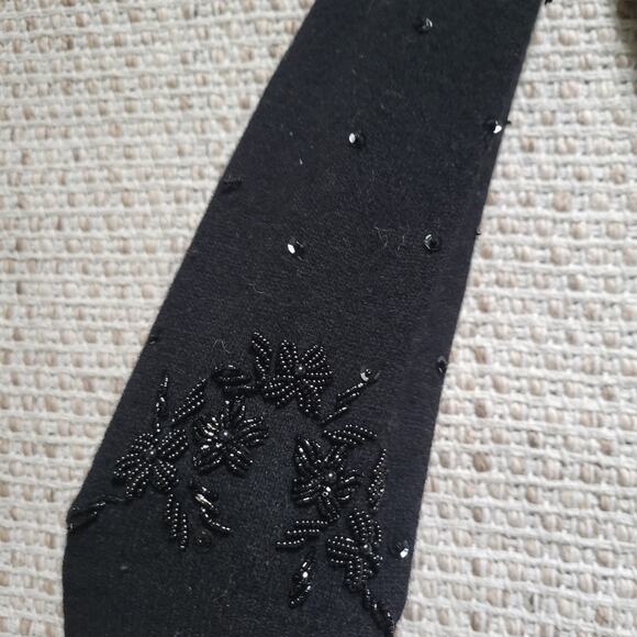 Vintage Womens 38 Lambswool Angora Cardigan Sweater Black Beaded Sequins - Picture 3 of 9